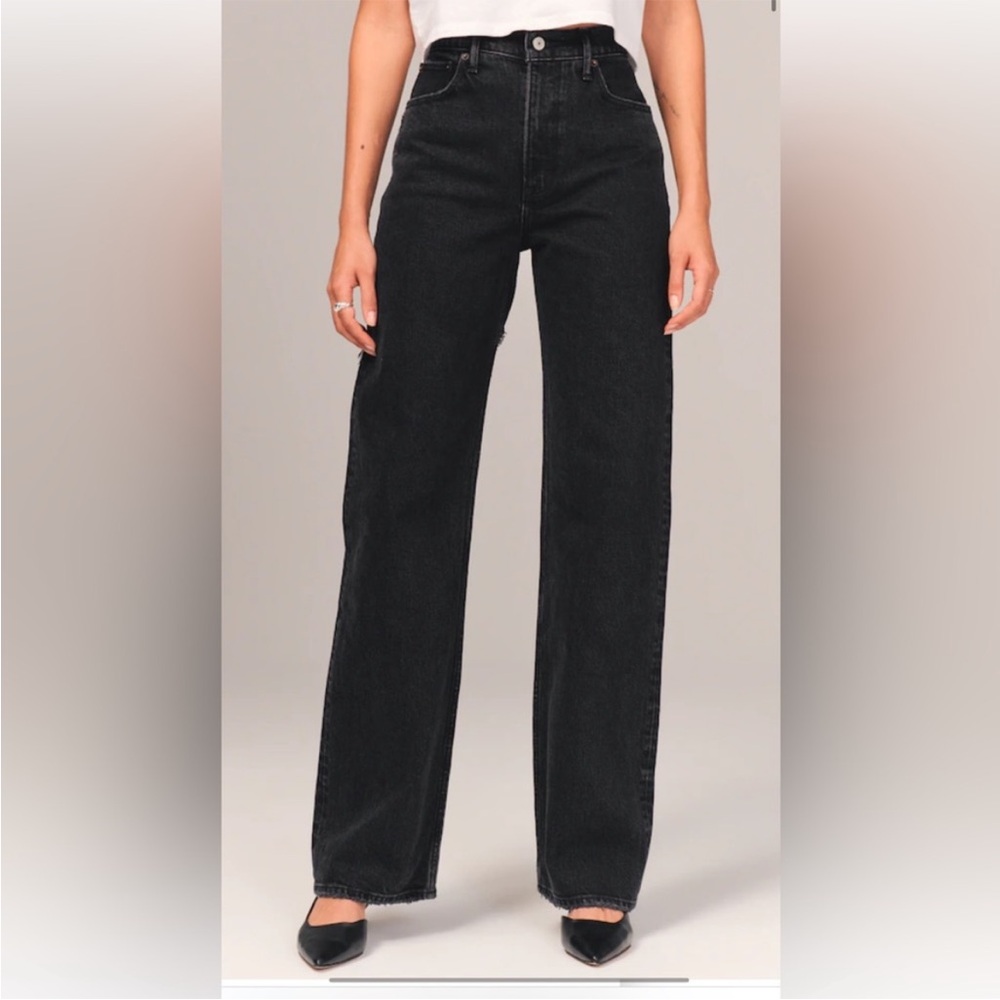 Abercrombie & Fitch High Rise 90s Relaxed Jean Black Distressed 28/6R